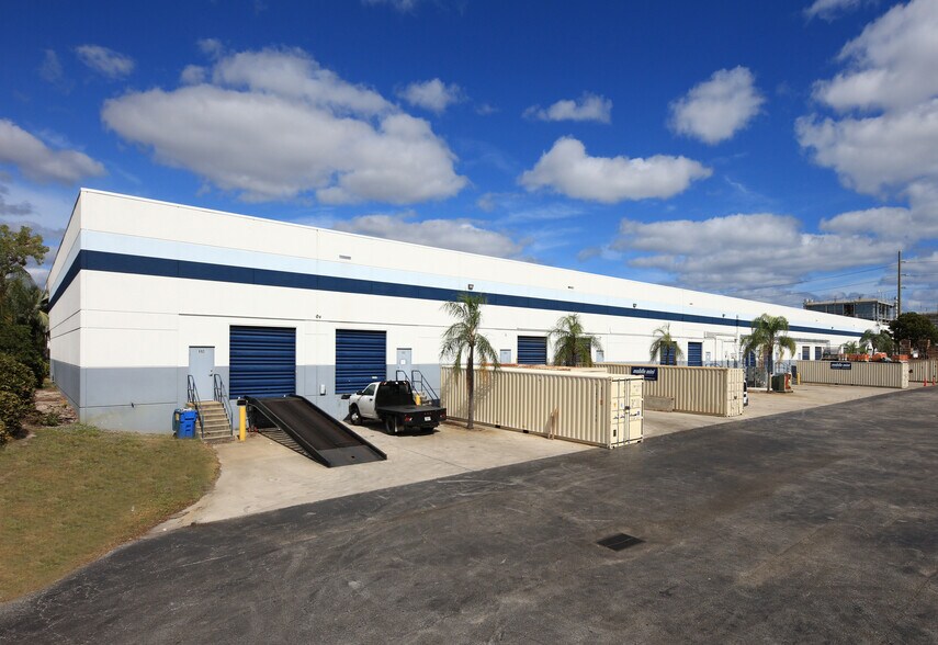 More Photos Of 602 S Military Trl, Deerfield Beach Unknown For Lease