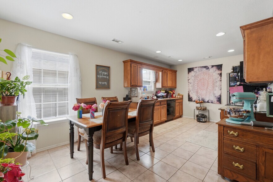 More Photos Of 3403 SW Deerfield Blvd, Bentonville Multifamily For Sale
