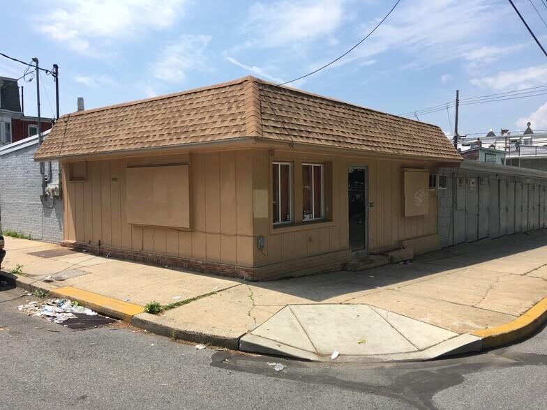 More Photos Of , Reading Unknown For Sale