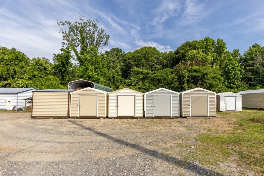 More Photos Of 1111 S Martin Luther King Jr Blvd, Americus Freestanding For Sale