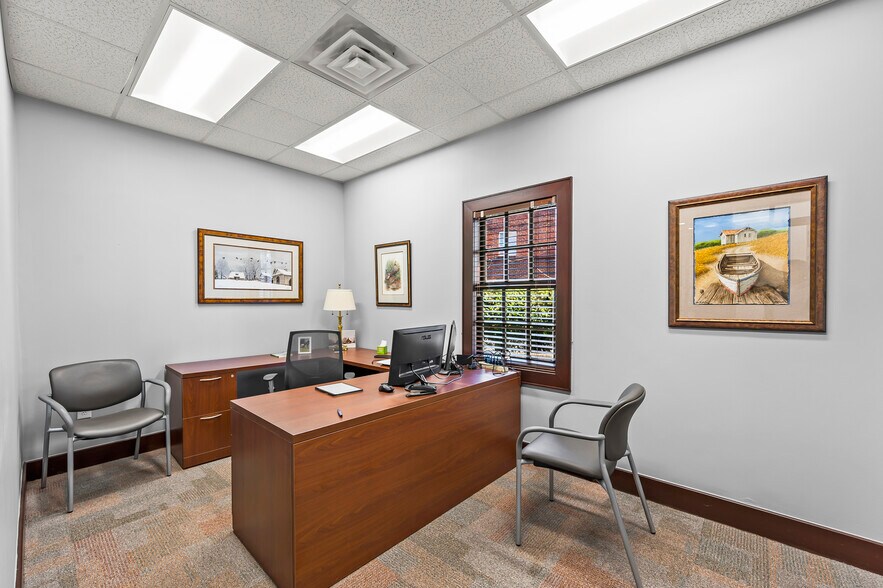 More Photos Of 916 W Fourth St, Winston-Salem Office For Lease