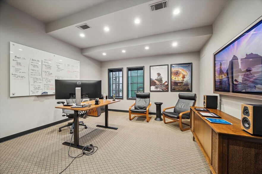 More Photos Of 5913 Washington Ave, Houston Office Residential For Sale