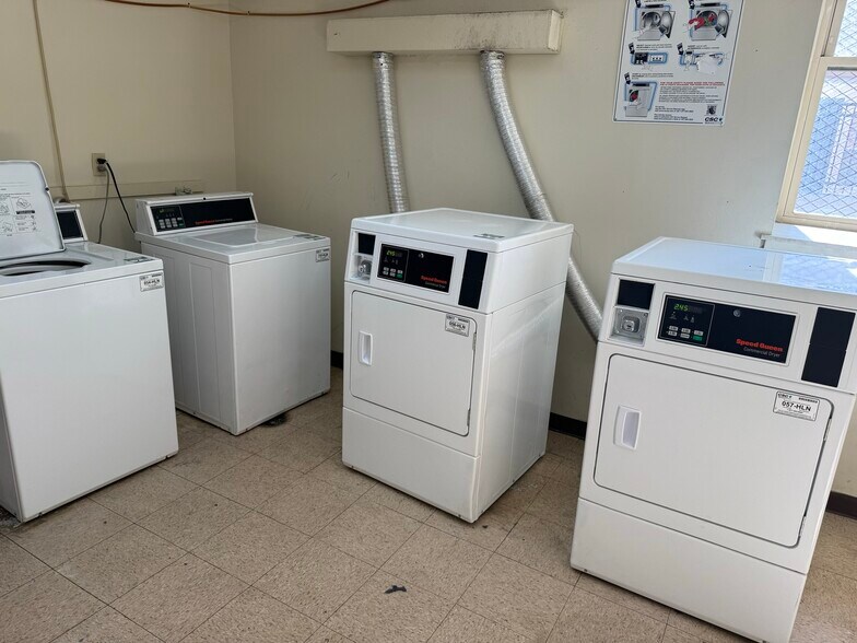 More Photos Of 185-193 High St, Holyoke Office For Sale