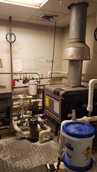 More Photos Of 1710-1738 E Little Creek Rd, Norfolk Storefront For Lease