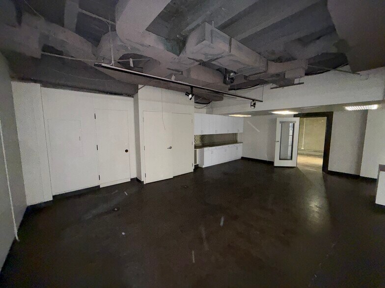 More Photos Of 234 SW Broadway, Portland Office For Lease