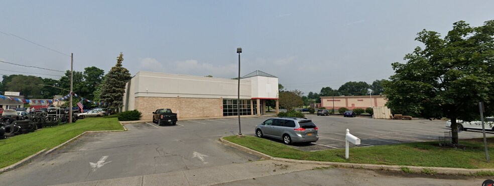 More Photos Of 1262 Dix Ave, Hudson Falls Drugstore For Lease