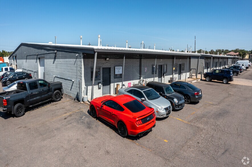 Primary Photo Of 2045 S Valentia St, Denver Manufacturing For Lease