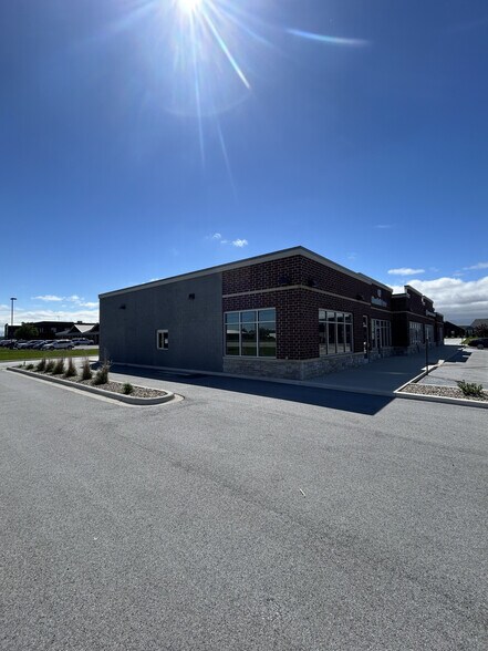 More Photos Of 14813 101st Ave, Dyer Storefront For Lease