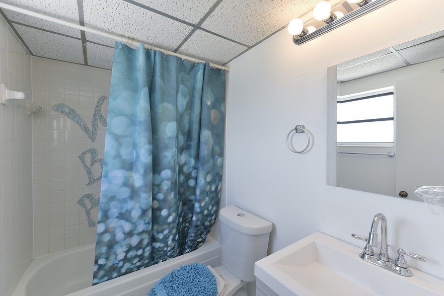 More Photos Of 74560 Overseas Hwy, Islamorada Apartments For Lease