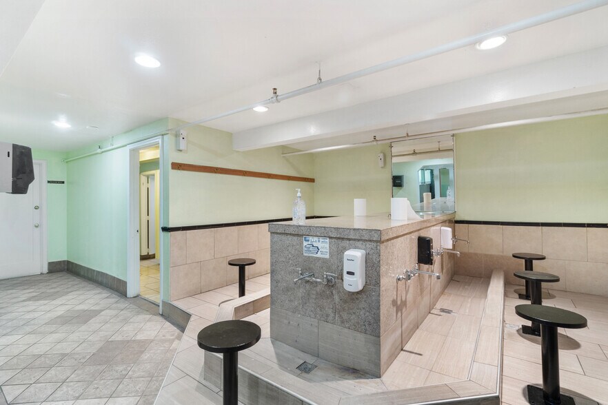 More Photos Of 325 N 3rd St, San Jose Religious Facility For Sale