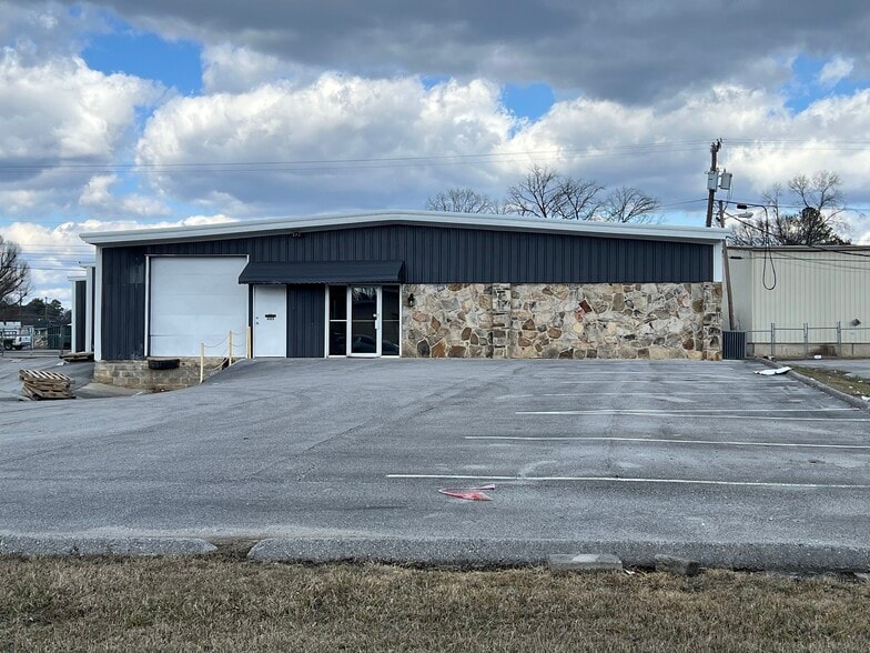 Primary Photo Of 6125 Airways Blvd, Chattanooga Warehouse For Lease