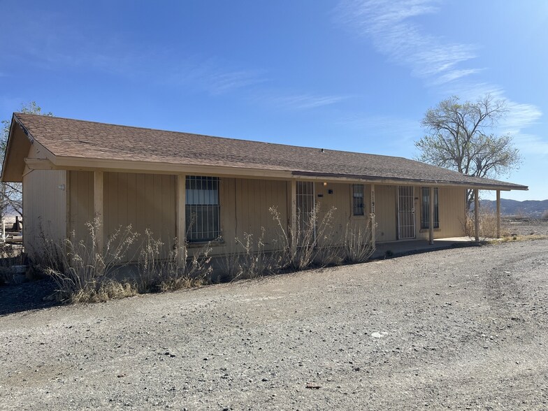 More Photos Of 11910 E Iron King Rd, Humboldt Warehouse For Lease