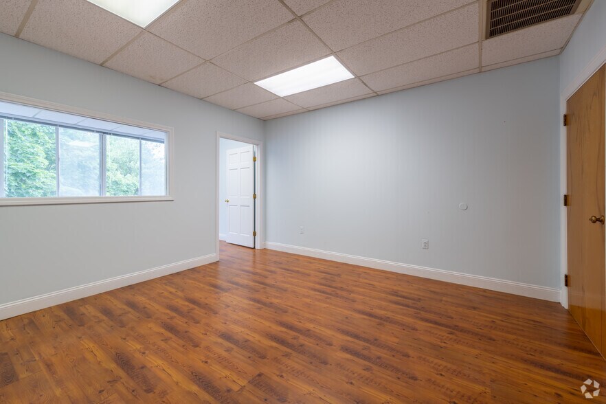 More Photos Of 83-91 Main St, Concord Office For Lease