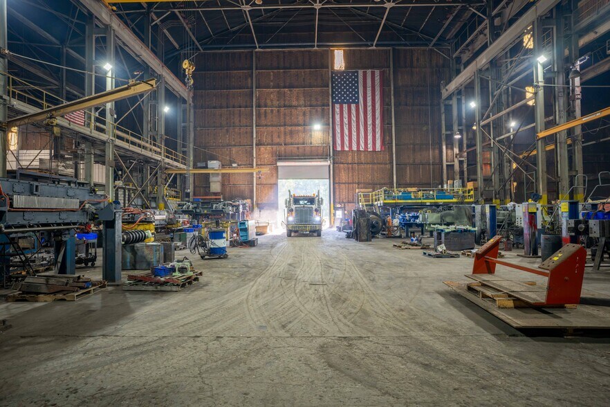 More Photos Of 347 E Industrial Dr, Titusville Industrial For Sale