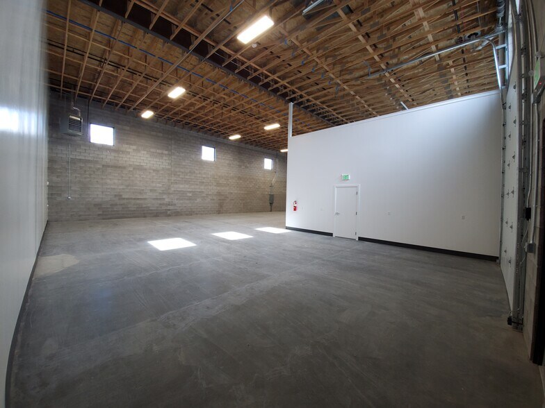 More Photos Of 2052 W 500 N, Springville Industrial For Lease