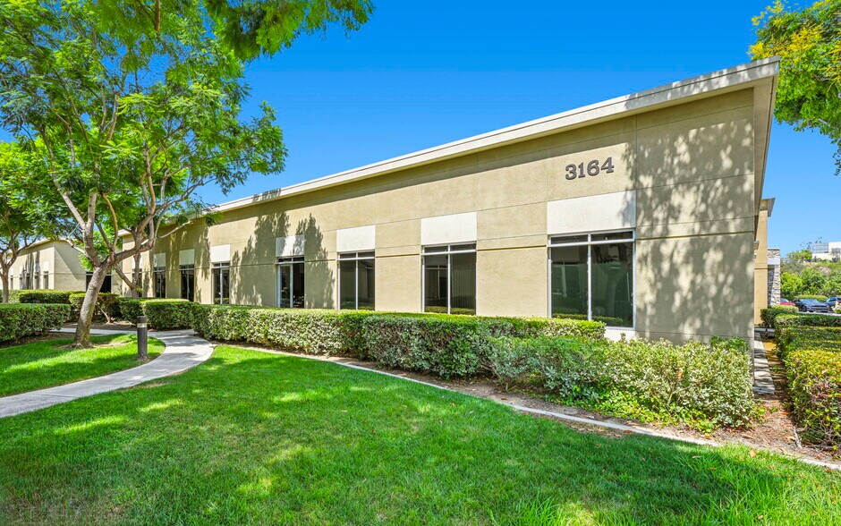 More Photos Of 3164 Lionshead Ave, Carlsbad Office For Lease
