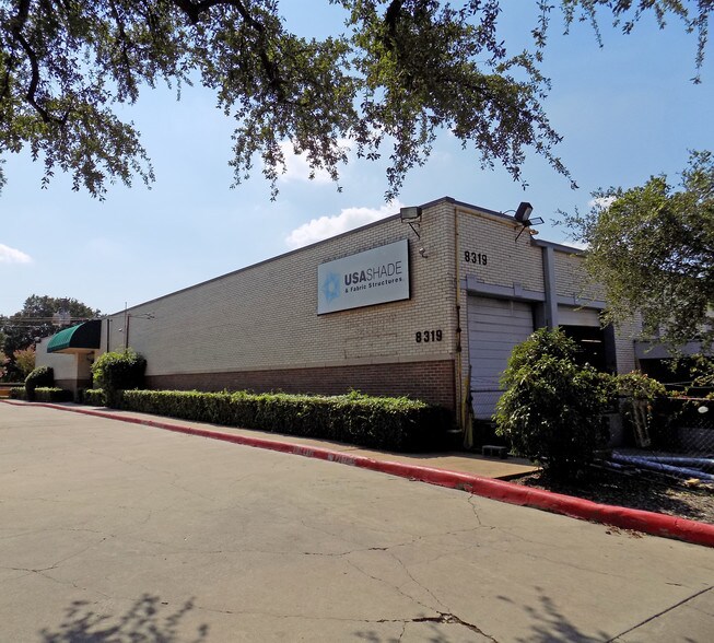 More Photos Of 8319 Chancellor Row, Dallas Warehouse For Sale