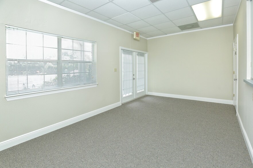 More Photos Of 501 E Oak St, Kissimmee Medical For Lease