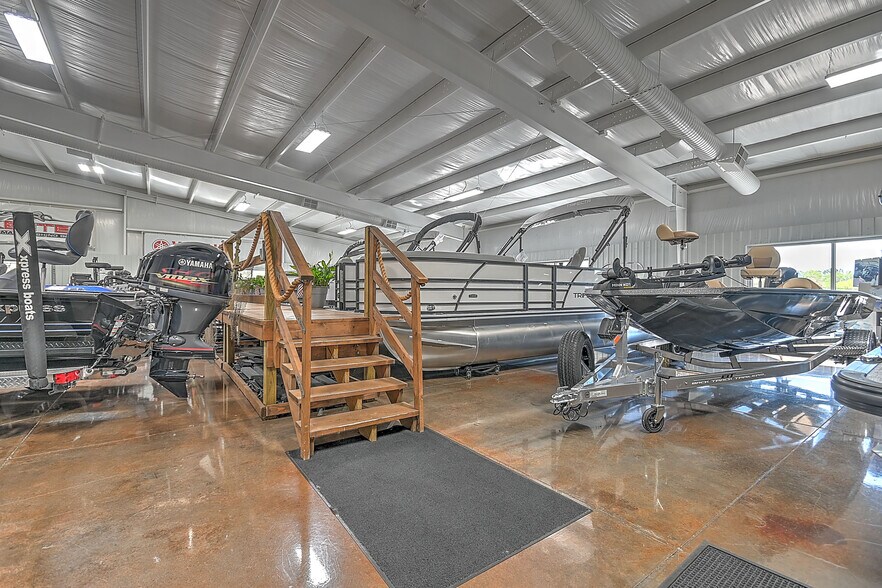 More Photos Of 2905 Cherokee Park Rd, Morristown Auto Dealership For Sale