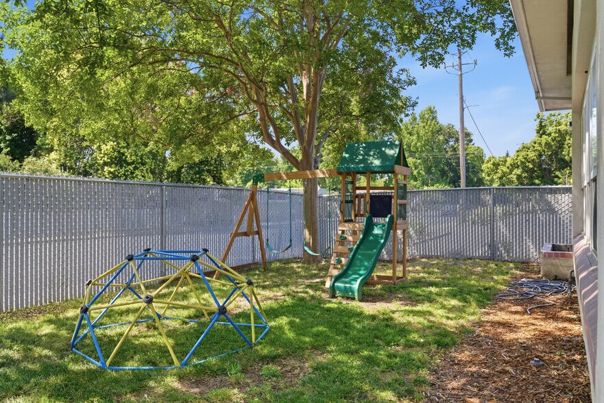 More Photos Of 2801 Godman Ave, Chico Office For Sale