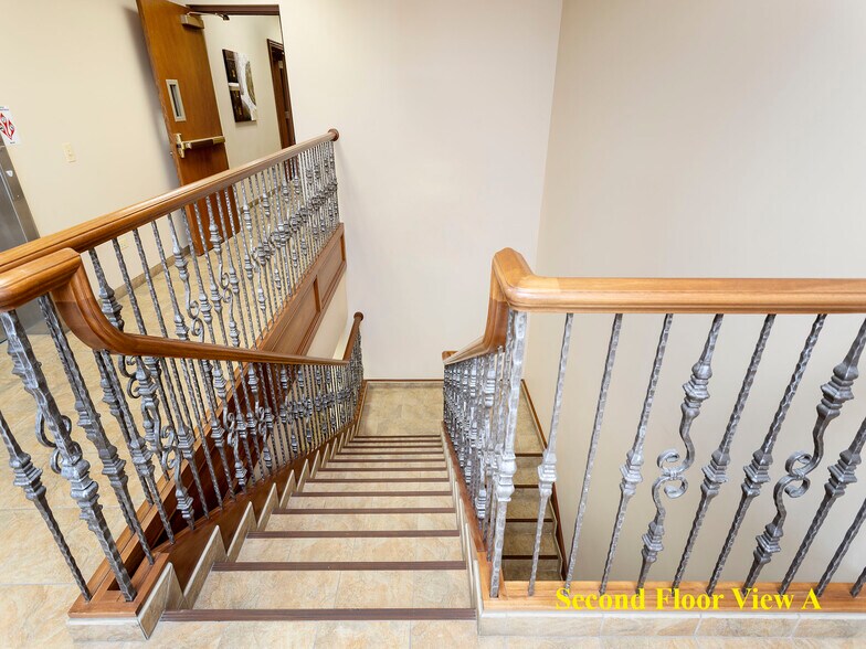 More Photos Of 739 North Ave, Glendale Heights Loft Creative Space For Lease