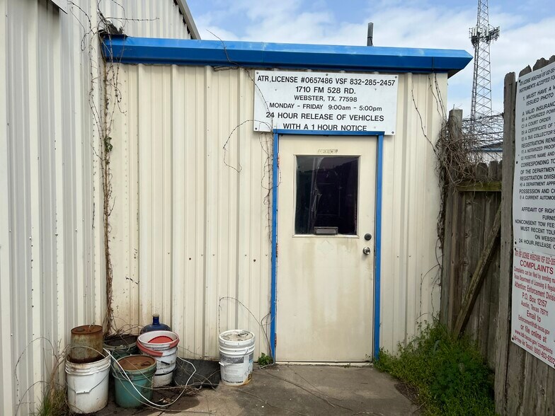 More Photos Of 1710 FM 528 Rd, Webster Auto Repair For Lease