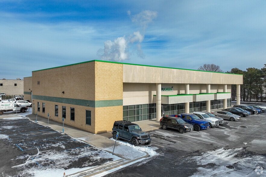 Primary Photo Of 5-7 Todd Ct, Yaphank Light Distribution For Lease