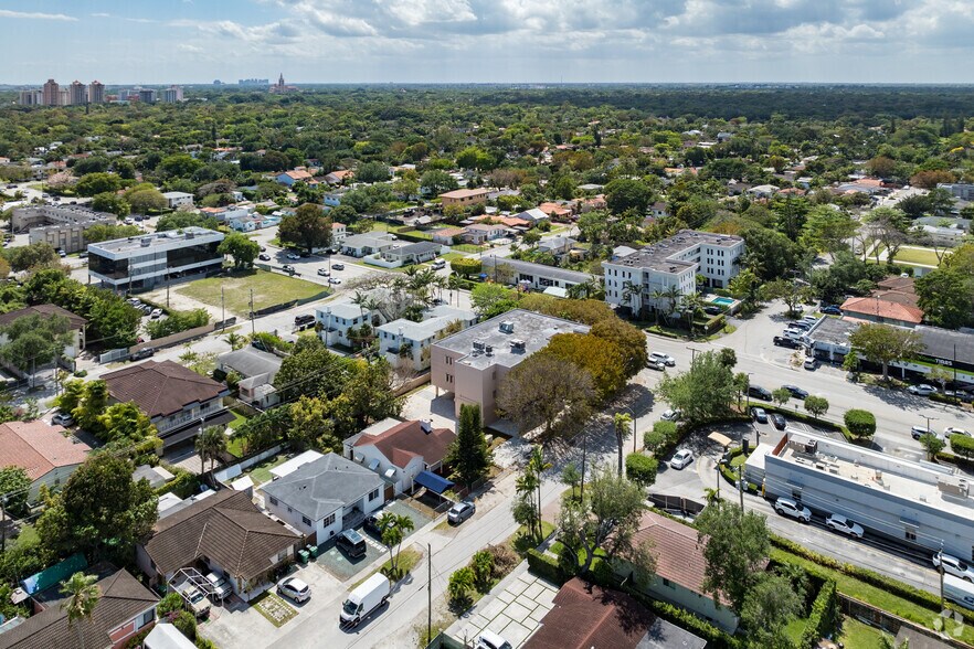More Photos Of 951 S Le Jeune Rd, Coral Gables Medical For Sale