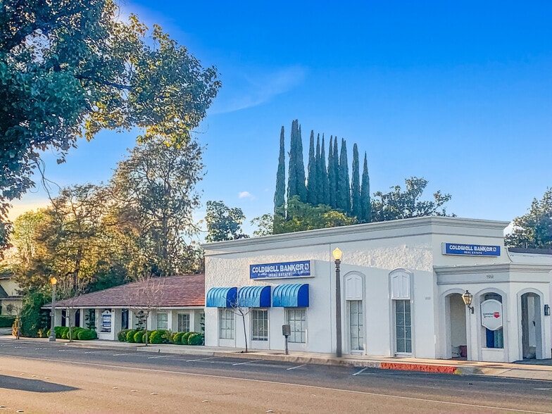 More Photos Of 2065-2095 Huntington Dr, San Marino Office For Sale
