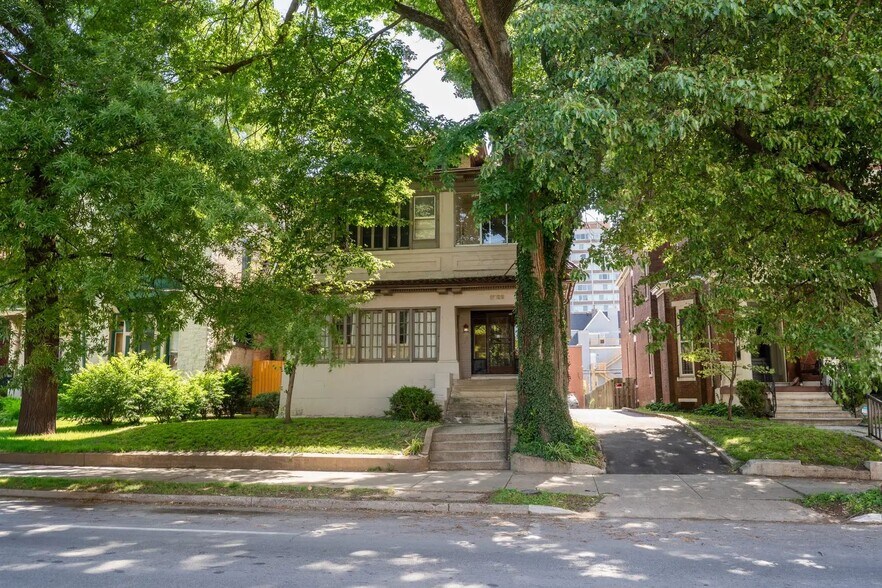 More Photos Of 1229 S 4th St, Louisville Apartments For Sale