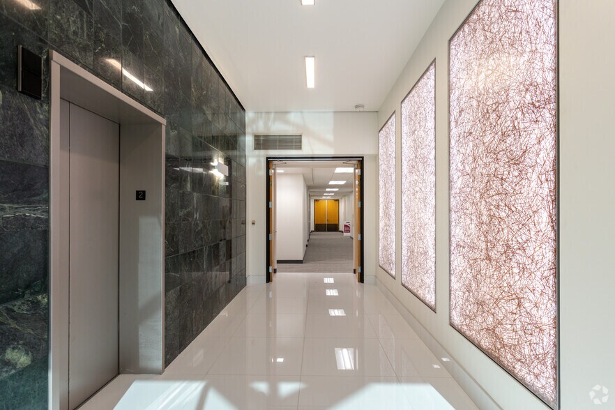 More Photos Of 2424 SE Bristol St, Newport Beach Office For Lease