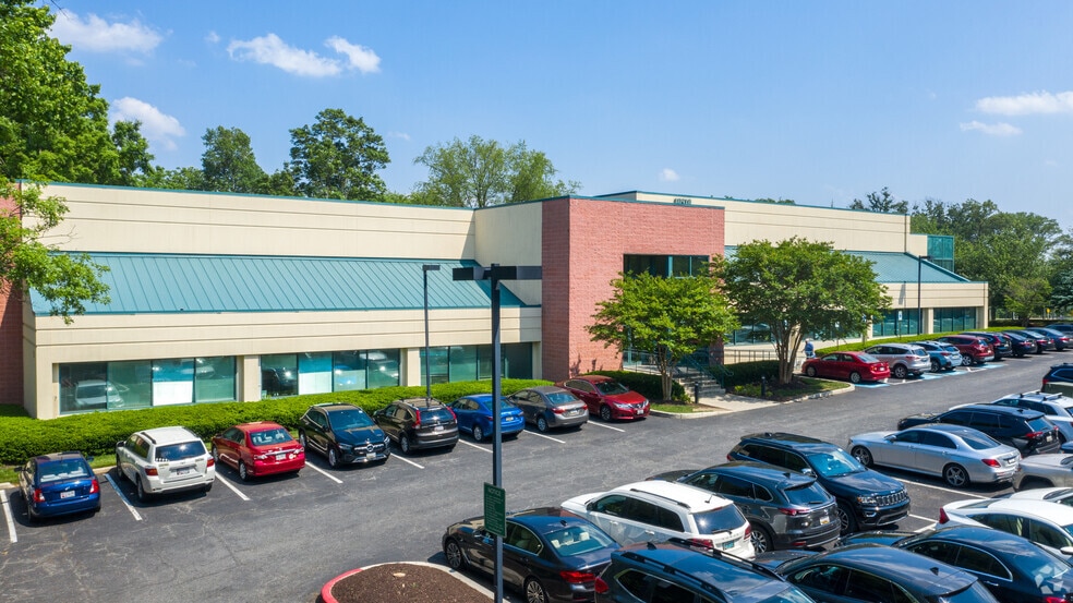 More Photos Of 10910 Little Patuxent Pky, Columbia Medical For Sale