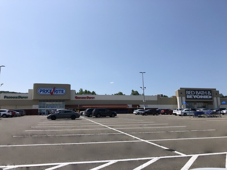 More Photos Of 3112-3128 Vestal Pky E, Vestal Township Unknown For Lease