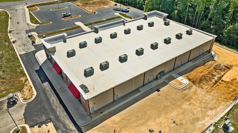 More Photos Of 6565 Crain Hwy, La Plata General Retail For Lease