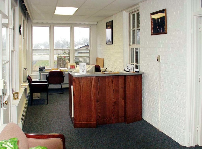 More Photos Of 4619 S Broad St, Philadelphia Office For Lease