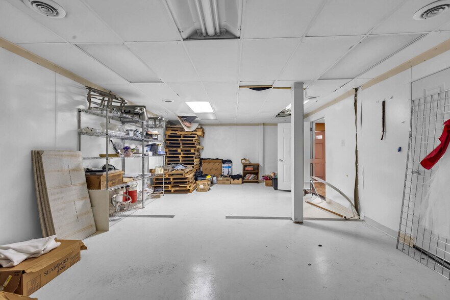 More Photos Of 2201 Kermit Hwy, Odessa Restaurant For Sale