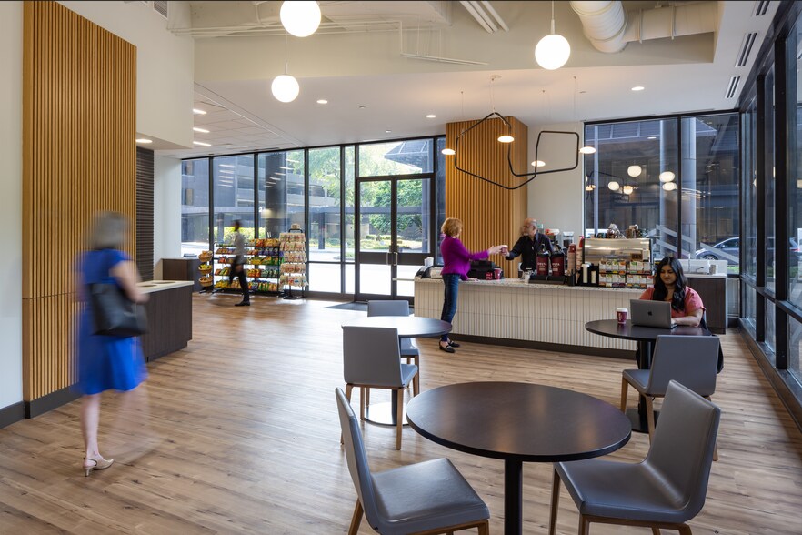 More Photos Of 1 Ravinia Dr, Atlanta Unknown For Lease