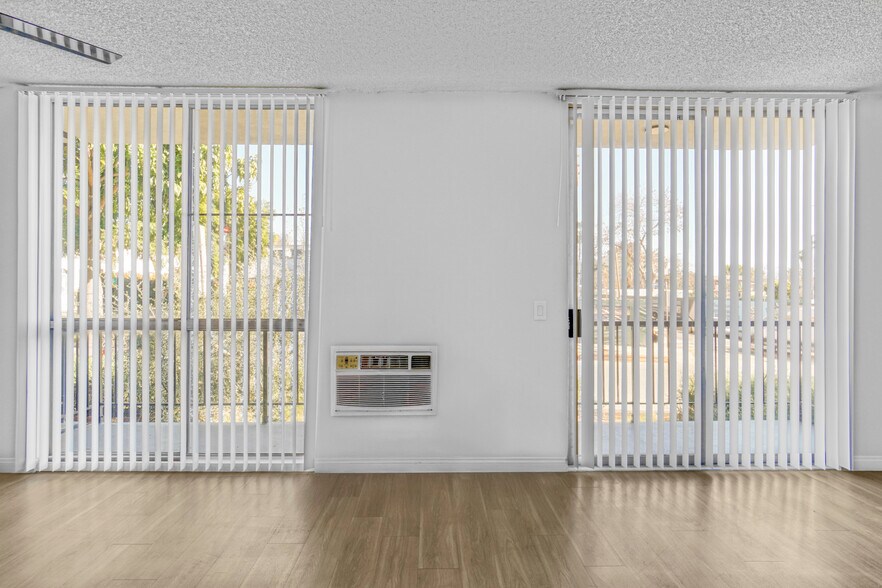 More Photos Of 8011 Romaine St, Los Angeles Apartments For Sale