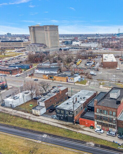 More Photos Of 2564 Michigan Ave, Detroit Storefront Retail Residential For Sale