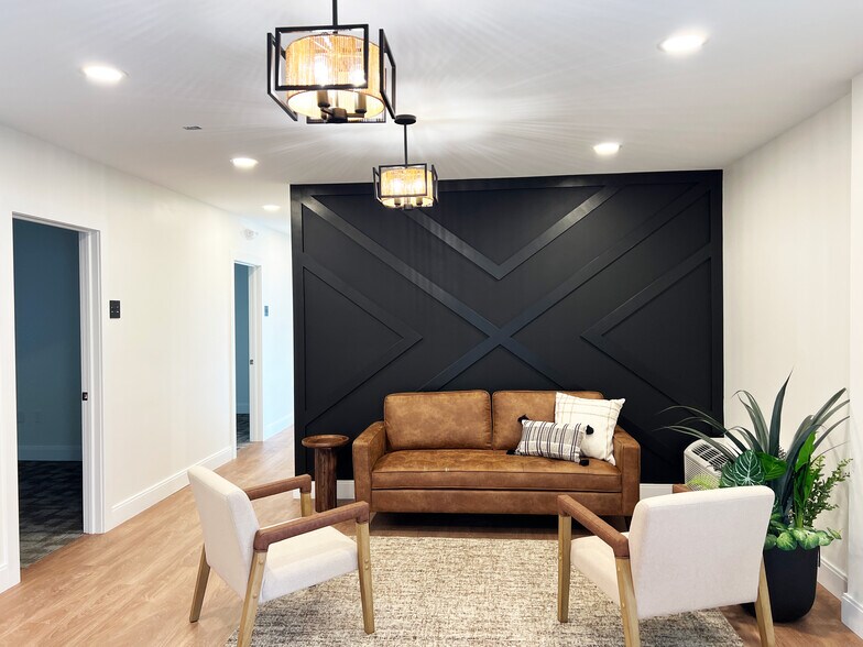 More Photos Of 109 E Evans St SW, West Chester Office For Lease