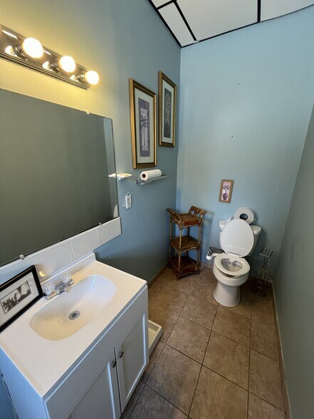 More Photos Of 9800 Front Beach Rd, Panama City Restaurant For Lease