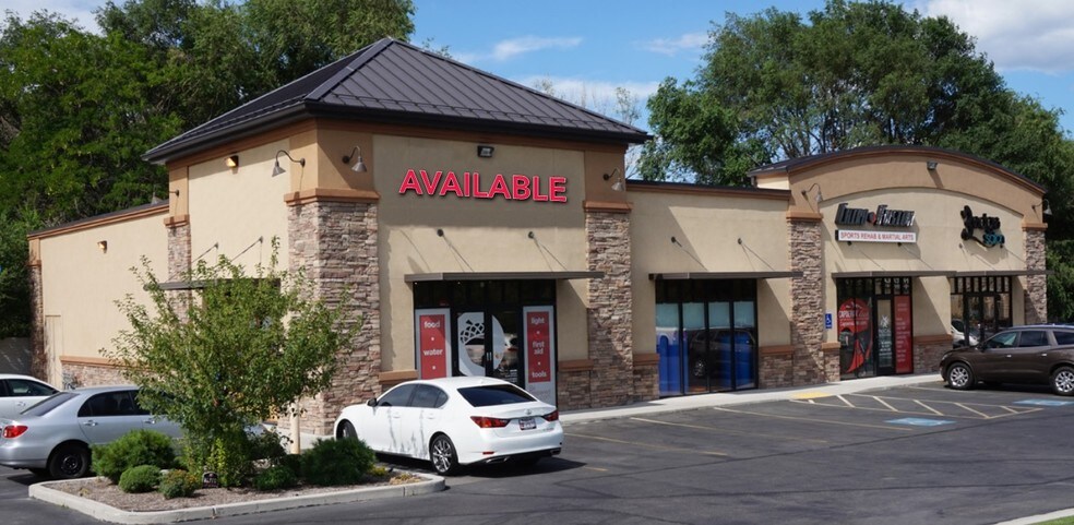 More Photos Of 968 W South Jordan Pky, South Jordan Freestanding For Lease