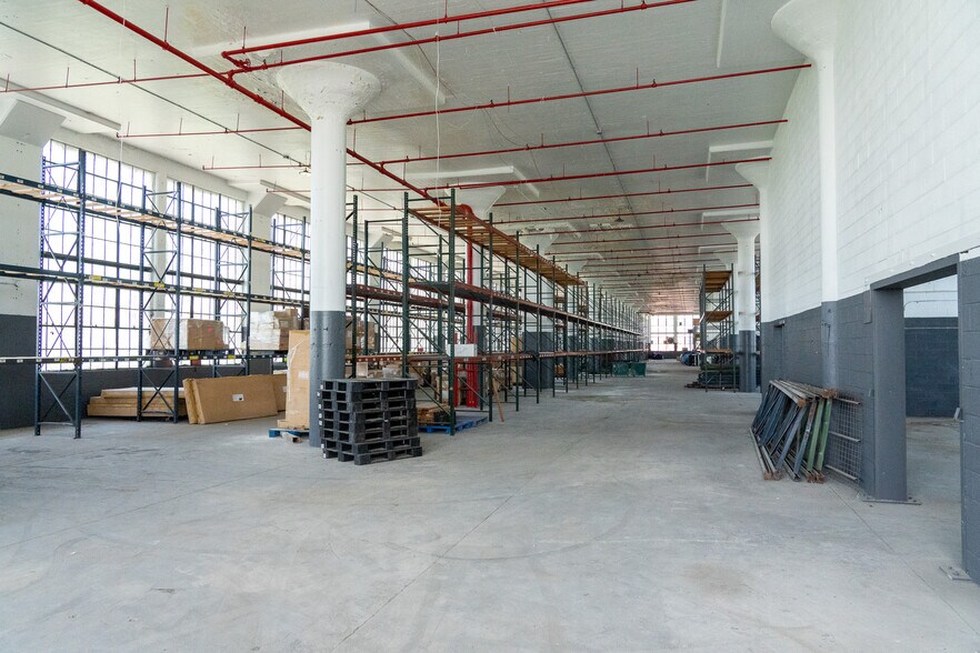 More Photos Of 50a Willow St, Amsterdam Industrial For Sale