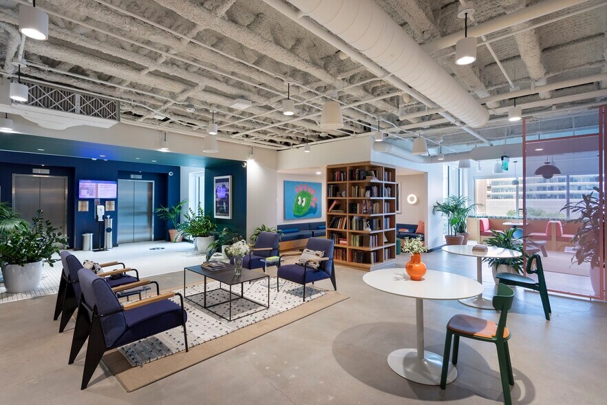 More Photos Of 316 W 12th St, Austin Office For Lease