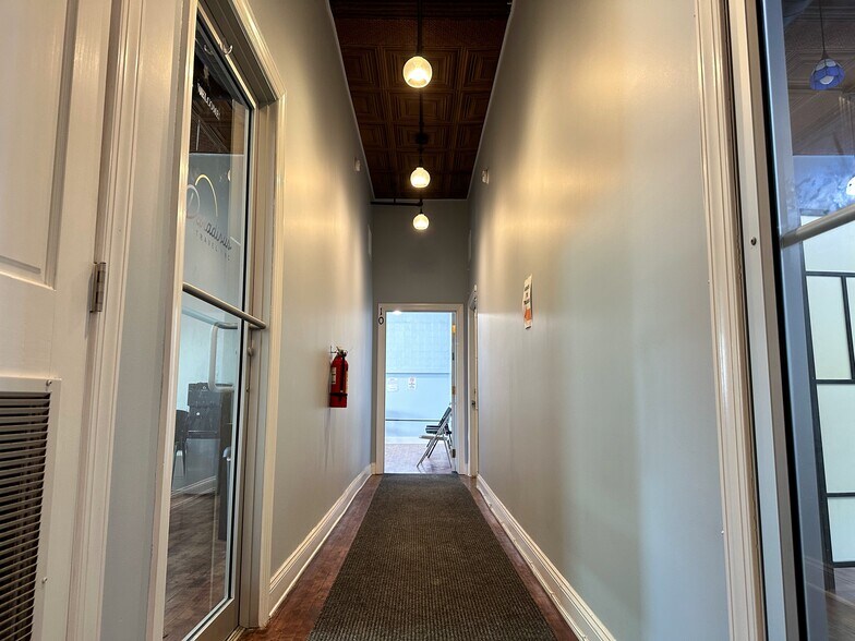 More Photos Of 5806-5810 Bergenline Ave, West New York Unknown For Lease