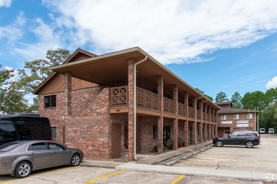 More Photos Of 9776 San Jose Blvd, Jacksonville Medical For Sale