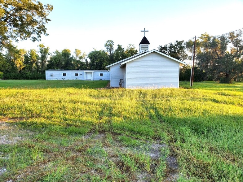 More Photos Of 3922 County Road 353, Brazoria Religious Facility For Sale