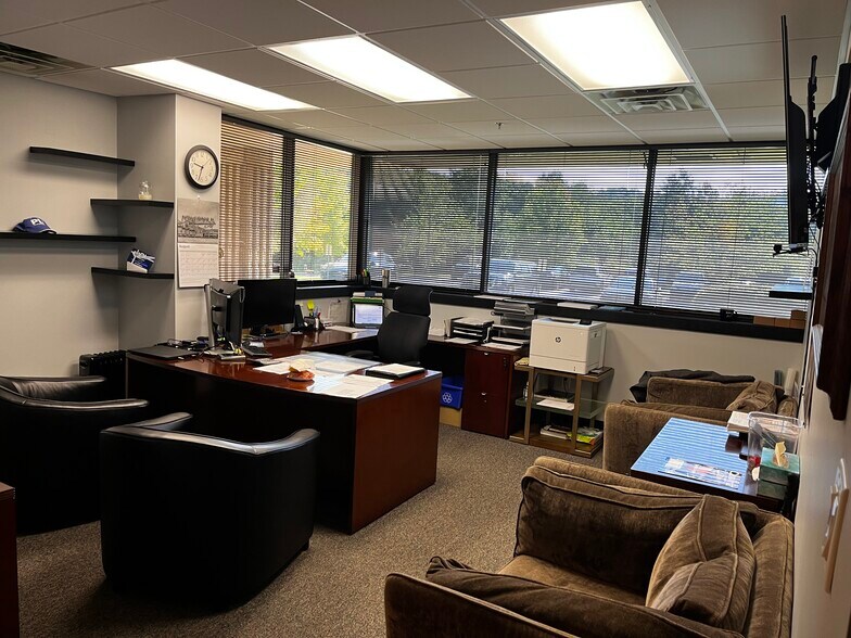 More Photos Of 575-605 Sweeten Creek Industrial Park, Asheville Light Manufacturing For Sale