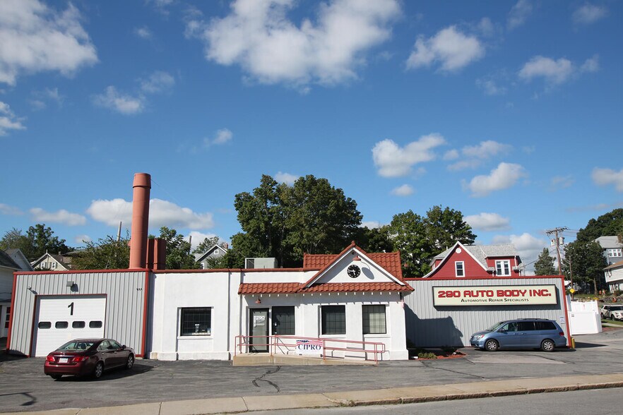 More Photos Of 73 W Boylston Dr, Worcester Auto Repair For Lease