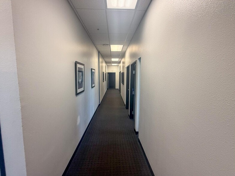 More Photos Of 995 Park Center Dr, Vista Research And Development For Sale